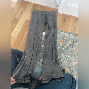 Lululemon yoga pants